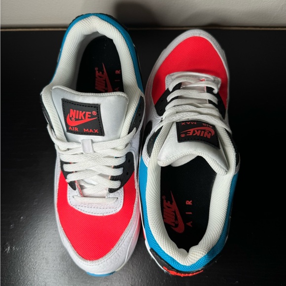 NIKE AIR MAX 90s. Women’s 9.5 -  Used in great condition! Pink/black/blue/white - Picture 4 of 8